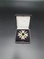 Kriegsverdienstkreuz 1. Klasse mit Schwertern, Hst. 65, im Etui Klein & Quenzer