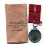 Ostmedaille mit Verleihungstüte, Hst. 6, Winterschlacht im Osten 1941/42