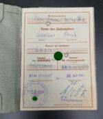 Wehrmacht Heer, Wehrpass des Obergefreiter Adalbert Steub aus Großhirschbach (Neuenstein), "Pz.Kpfw. IV" Stab./Panzer-Regiment 11, (6. Panzer-Division) Charkow, Donez, Belgorod, Dnejpr, Kirowograd, Panzerkampfabzeichen Einsatzzahl 25 – Bild 2