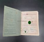 Wehrmacht, Wehrpass des Oberfeldwebels Paul Pastwa aus Bernburg (Saale), 10./Luftnachrichten Regiment 227 (VLV Augsburg) – Bild 2