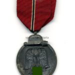 Ostmedaille, Winterschlacht im Osten 1941/42 (Hst. 26 – B.H. Mayer, Pforzheim)
