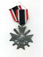 Kriegsverdienstkreuz 2. Klasse 1939 mit Schwertern, Hst. 42 – Bindermann & Co., Oberkassel bei Bonn – Bild 2