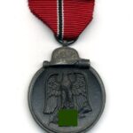 Ostmedaille, Winterschlacht im Osten 1941/42 (Hst. 109 – Walter & Henlein, Gablonz)