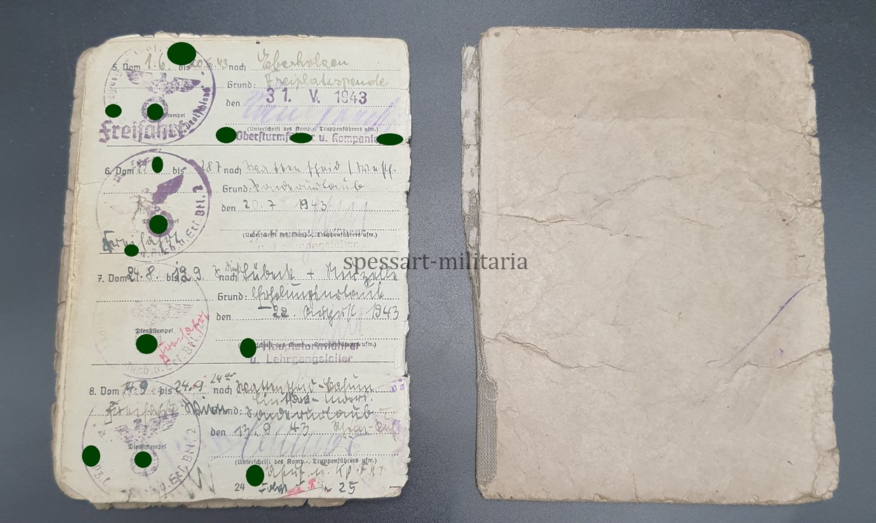 Waffen-SS Soldbuch des SS-Untersturmführers Armin Barmeier aus Wattenscheid, 17.SS-Panzergrenadier-Division "Götz von Berlichingen" Regiment 38