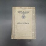 Wehrmacht Heer, Wehrpass des Obergefreiten Albert Haase aus Schiffbek, 4./Landesschützen Bataillon 681 (Kriegsgefangenen Bewachung)
