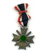 Kriegsverdienstkreuz 2. Klasse 1939 mit Schwertern Hst. 15 (Friedrich Orth, Wien)