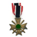 Kriegsverdienstkreuz 2. Klasse mit Schwertern, Hst. 83 (Emil Peukert, Gablonz)