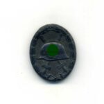 Verwundetenabzeichen 1939 in Schwarz L/11 "Deumer" selten