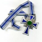 Ehrenkreuz der Deutschen Mutter in Silber (Mutterkreuz)