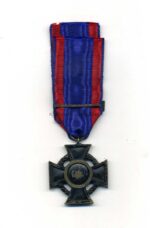 Friedrich August Kreuz 2. Klasse mit Gefechtsspange "Vor dem Feind" – Bild 2