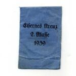 Tüte für das Eiserne Kreuz 2. Klasse von Großmann & Co, Wien