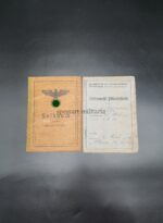 Soldbuch & Wehrmacht Führerschein des Obergefreiten Heinrich Scheuermann aus Altheim, 4./Festungs-Maschinengewehr-Bataillon (M) 74, (69.Infanterie-Division) Königsberg