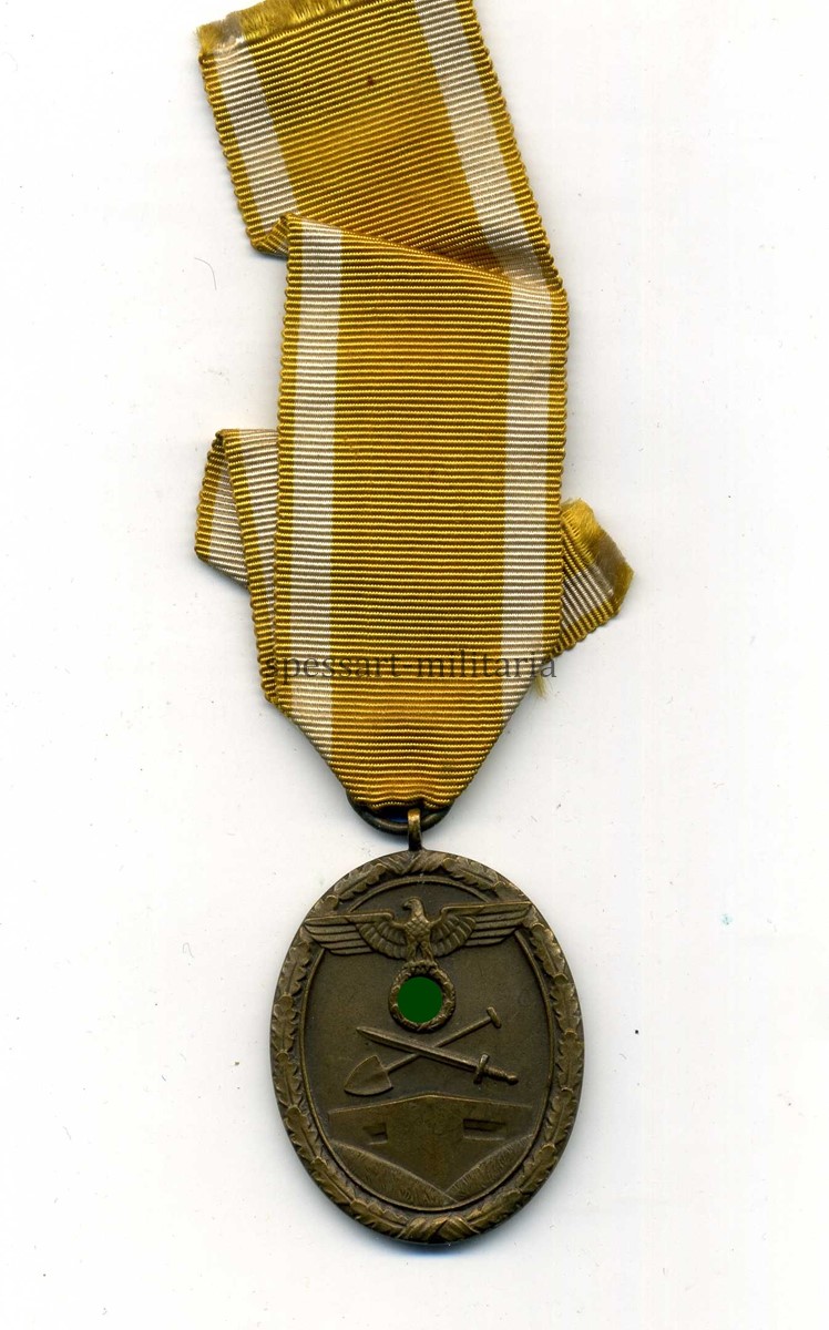imga060 Deutsches Schutzwall Ehrenzeichen – Bild 1