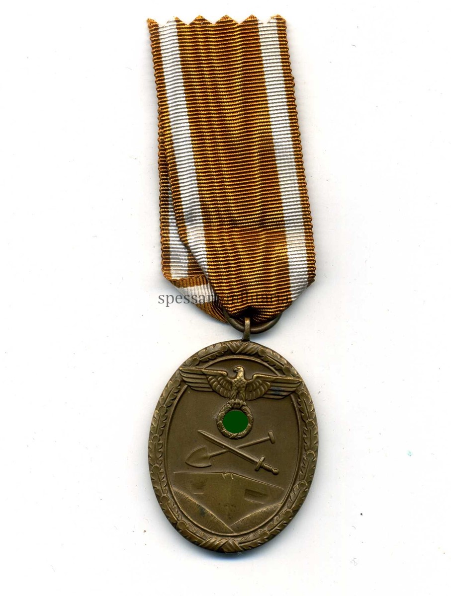 imga119 Deutsches Schutzwall Ehrenzeichen – Bild 1