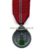 Ostmedaille, Winterschlacht im Osten 1941/42 (Hst. 25 – Arbeitsgemeinschaft der Graveur-, Gold- und Silberschmiedeinnungen, Hanau)