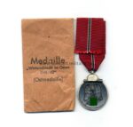 Ostmedaille mit Verleihungstüte, Hst. 65, Winterschlacht im Osten 1941/42
