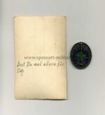 Verwundetenabzeichen Schwarz 1939 “chaotic Background” mit Trägerfoto – Bild 2