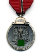 Ostmedaille, Winterschlacht im Osten 1941/42 (Hst. 107 - Carl Wild, Hamburg)