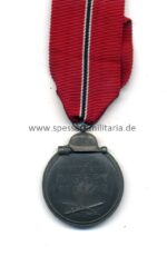 Ostmedaille, Winterschlacht im Osten 1941/42, Hst. 93 - "Richard Simm & Söhne, Gablonz" – Bild 2