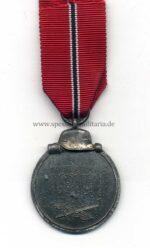 Ostmedaille, Winterschlacht im Osten 1941/42 (Hst. 18 -Karl Wurster KG, Markneukirchen) – Bild 2