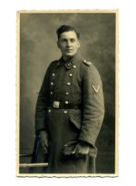 Luftwaffe Besatzung an "2cm Flak 30" mit Portraitfoto und Familienfoto – Bild 2