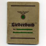 Liederbuch der Partei, A6, 93 Seiten, 1934 datiert