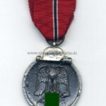 Ostmedaille, Winterschlacht im Osten 1941/42 (Hst. 25 – Arbeitsgemeinschaft der Graveur-, Gold- und Silberschmiedeinnungen, Hanau)