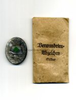Verwundetenabzeichen 1939 in Silber mit Verleihungstüte, Hst. 30 "Hauptmünzamt Wien"