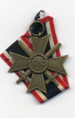 Kriegsverdienstkreuz 2. Klasse mit Schwertern – Bild 2