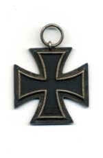 Eisernes Kreuz 2. Klasse 1939 – Hst. 24 (Arbeitsgemeinschaft der Hanauer Plakettenhersteller, Hanau am Main) – Bild 2