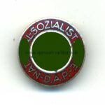 NSDAP Parteiabzeichen RZM M1/ 14 Hst. Matthias Öchsler & Sohn, Ansbach, Eisen Selten