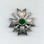 Kriegsverdienstkreuz 1. Klasse mit Schwertern, Buntmetall, Hst. - 43. Julius Bauer, Zella-Mehlis