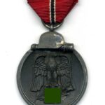 Ostmedaille, Winterschlacht im Osten 1941/42 (Hst. 28 – Eugen Schmidhäussler, Pforzheim)