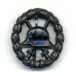 Verwundetenabzeichen schwarz 1918 durchbrochen