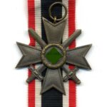 Kriegsverdienstkreuz 2. Klasse 1939 mit Schwertern, Hst. 42 – Bindermann & Co., Oberkassel bei Bonn