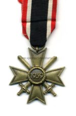 Kriegsverdienstkreuz 2. Klasse mit Schwertern – Bild 2