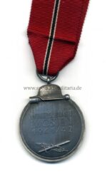 Ostmedaille, Winterschlacht im Osten 1941/42 (Hst. 138 – Louis Gottlieb & Söhne, Idar-Oberstein) – Bild 2
