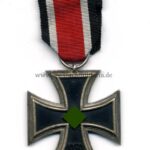 Eisernes Kreuz 2. Klasse 1939 – Hst. 4 – (Steinhauer & Lück, Lüdenscheid)