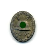 Verwundetenabzeichen in Silber Hersteller 65