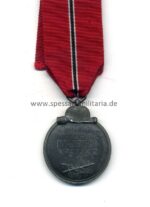 Ostmedaille, Winterschlacht im Osten 1941/42 (Hst. 76 - Ernst L. Müller, Pforzheim) – Bild 2