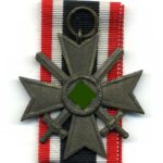 Kriegsverdienstkreuz 2. Klasse 1939 mit Schwertern, Hersteller 127