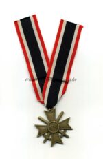 Kriegsverdienstkreuz 2. Klasse 1939 mit Schwertern, Hersteller 11 – Bild 2