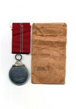Ostmedaille mit Verleihungstüte, Hst. 110 – “Otto Zappe, Gablonz”, Winterschlacht im Osten 1941/42 – Bild 2