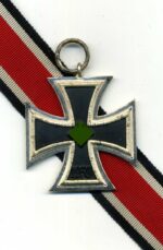 Eisernes Kreuz 2. Klasse 1939 – Hst. 100 (Rudolf Wächtler & Lange, Mittweida) Stone Mint