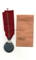 Ostmedaille mit Verleihungstüte, Hst. 19 – “E. Ferdinand Wiedmann, Frankfurt”, Winterschlacht im Osten 1941/42 – Bild 2