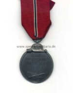 Ostmedaille, Winterschlacht im Osten 1941/42, Hst. 93 - "Richard Simm & Söhne, Gablonz" – Bild 2