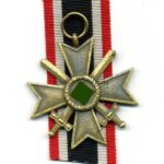 Kriegsverdienstkreuz 2. Klasse 1939 mit Schwertern, Hst.100
