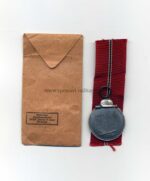 Ostmedaille mit Verleihungstüte, Hst. 100, Winterschlacht im Osten 1941/42 – Bild 2
