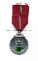 Ostmedaille, Winterschlacht im Osten 1941/42 (Hst. 107 - Carl Wild, Hamburg)