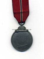Ostmedaille, Wintrschlacht im Osten 1941/42 (Hst - 60. Katz & Deyhle, Pforzheim – Bild 2